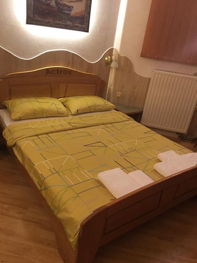 Motel Pizzeria Actros Nova Topola Экстерьер фото